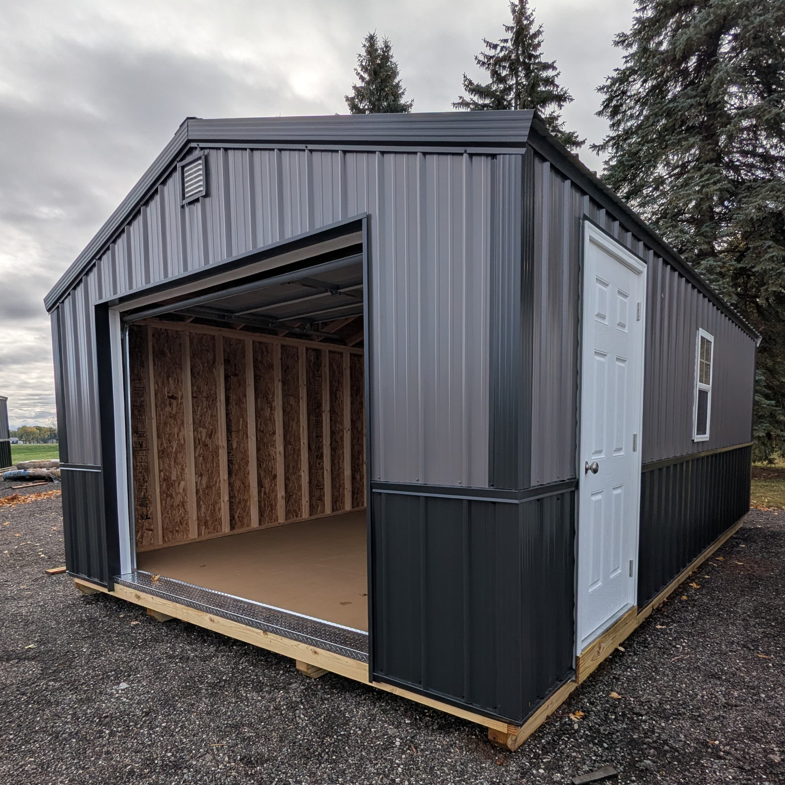 Standard Garage 14 x 24