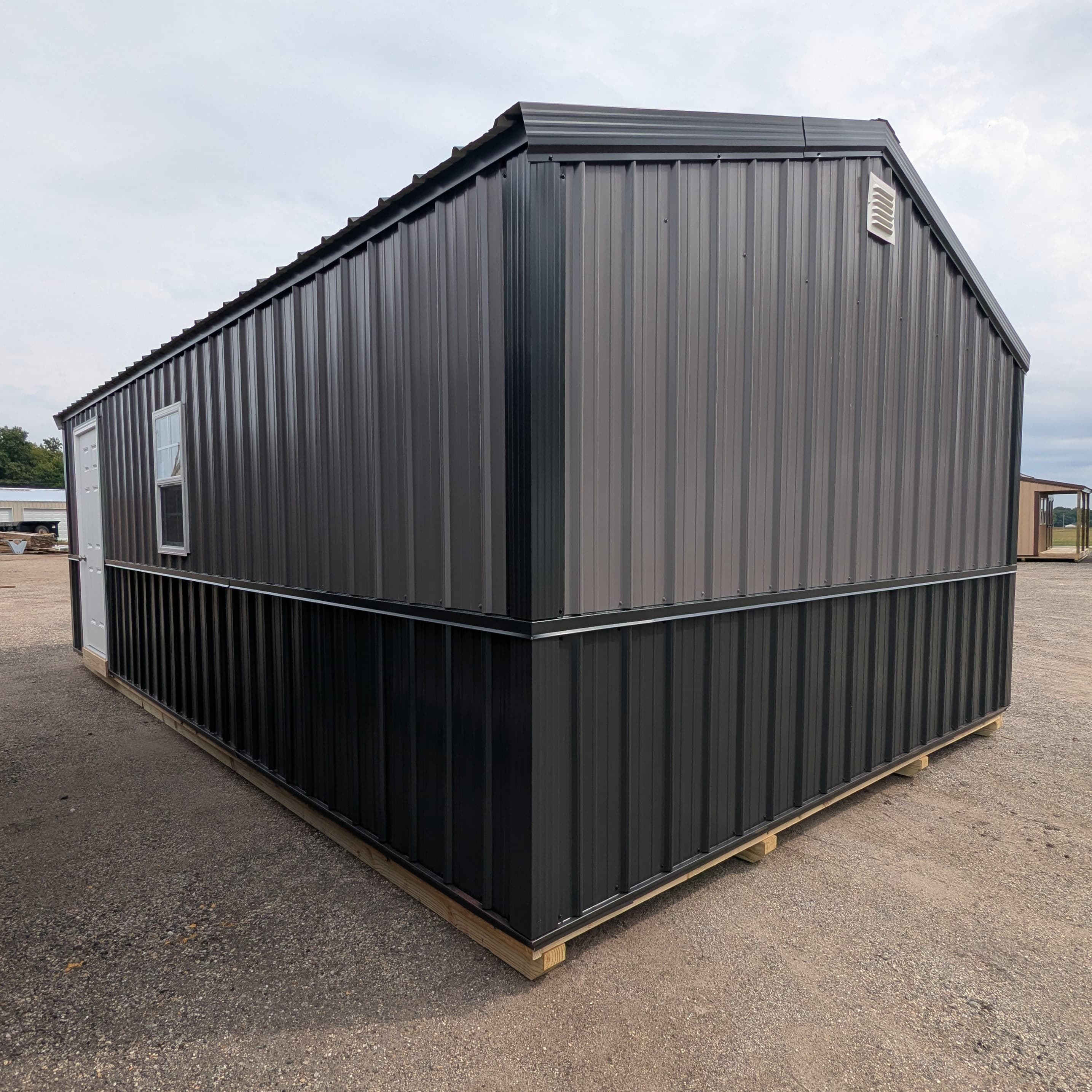 Standard Garage 14 x 24