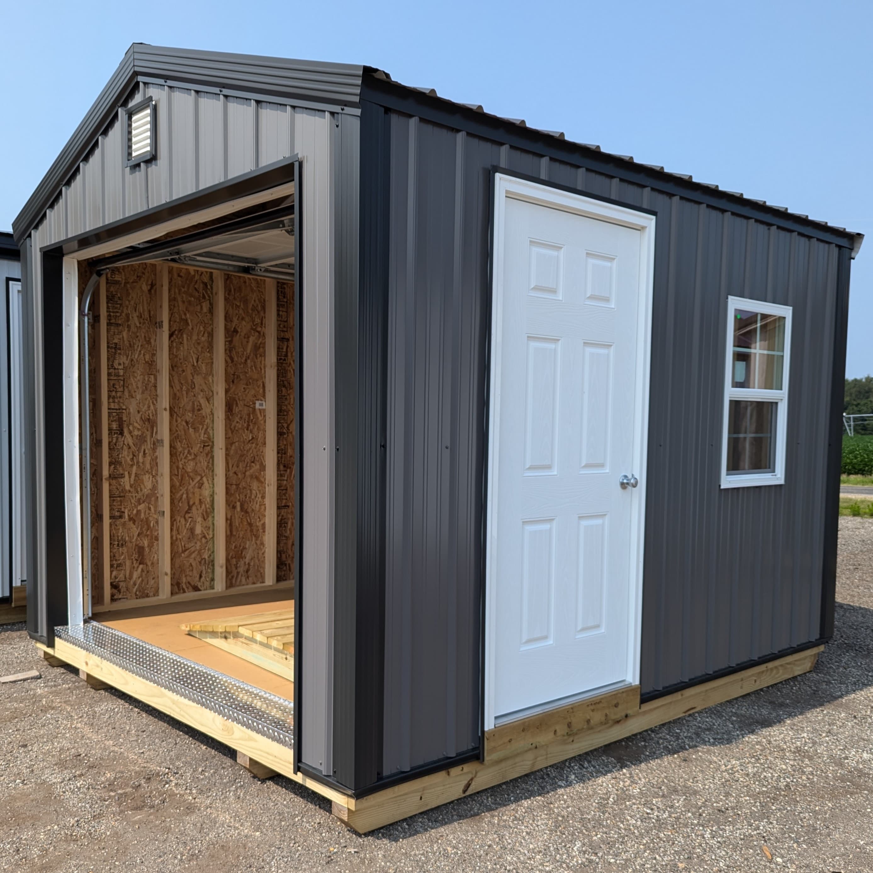 Standard Garage 10 x 12