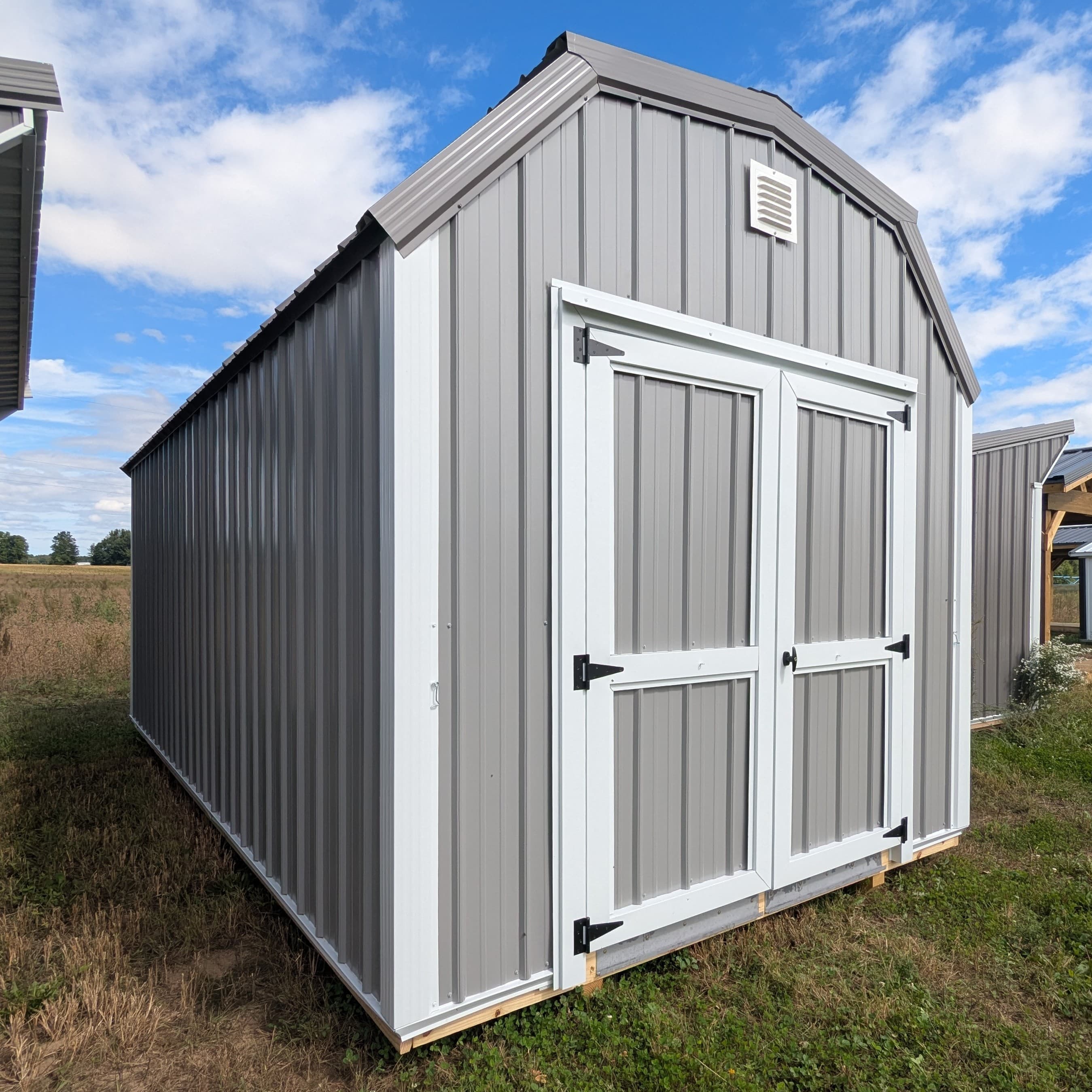 Lofted Barn 10 x 20