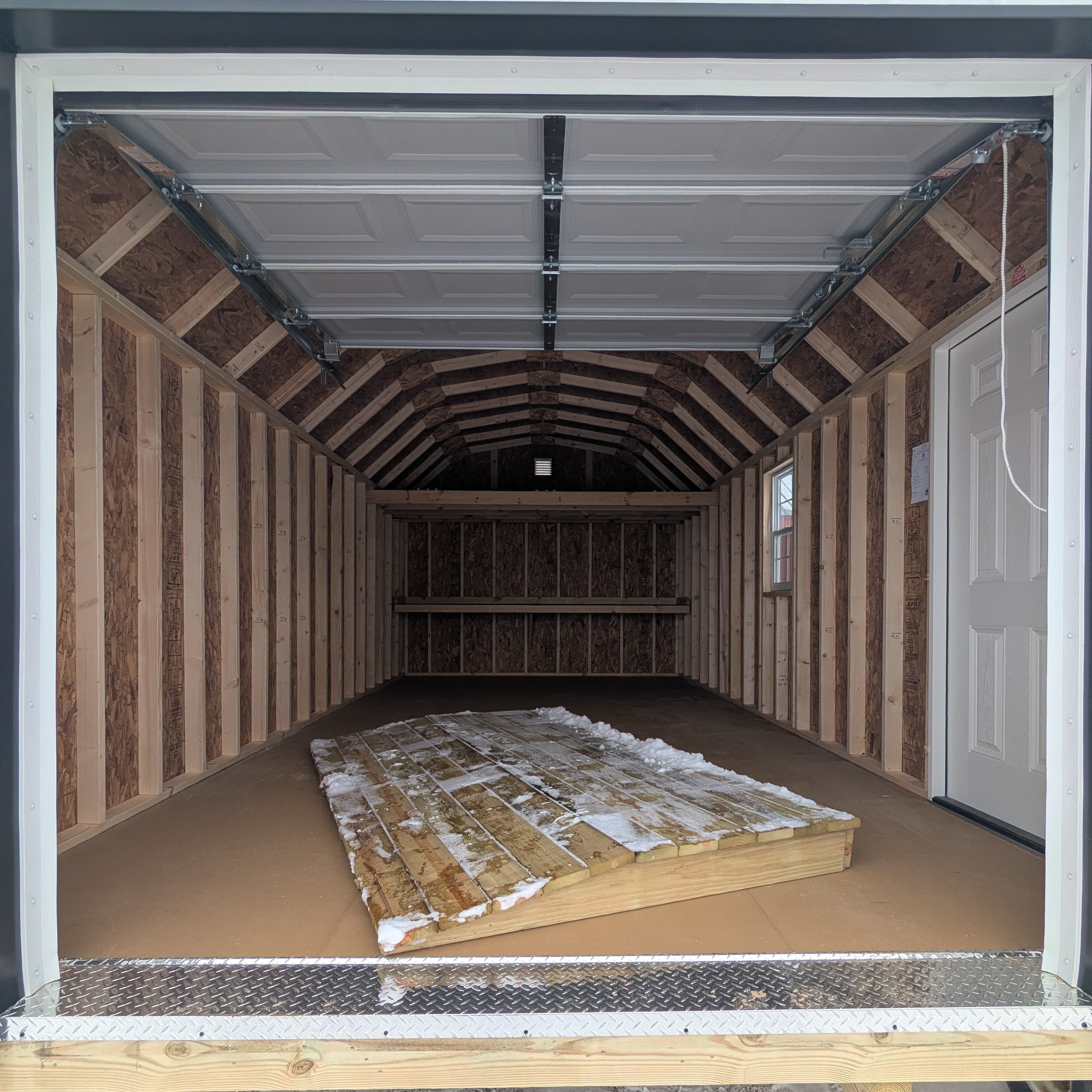 #5286 - Lofted Garage 12 x 24