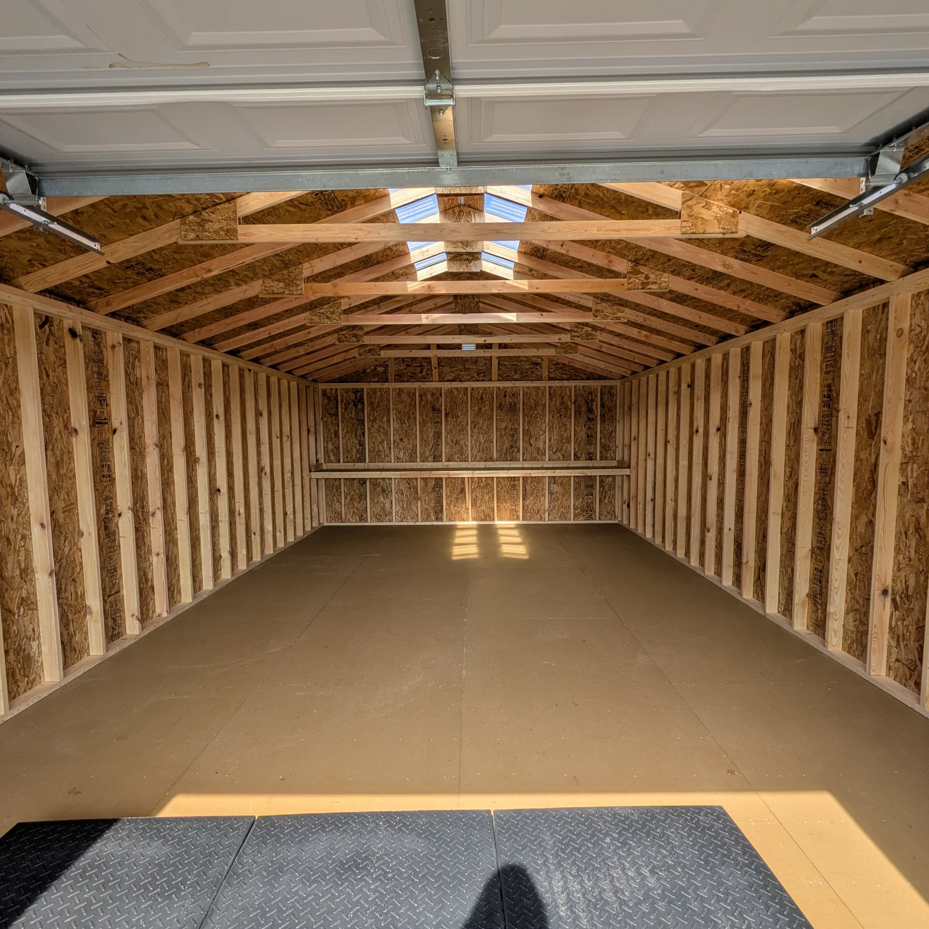 Standard Garage 16 x 32