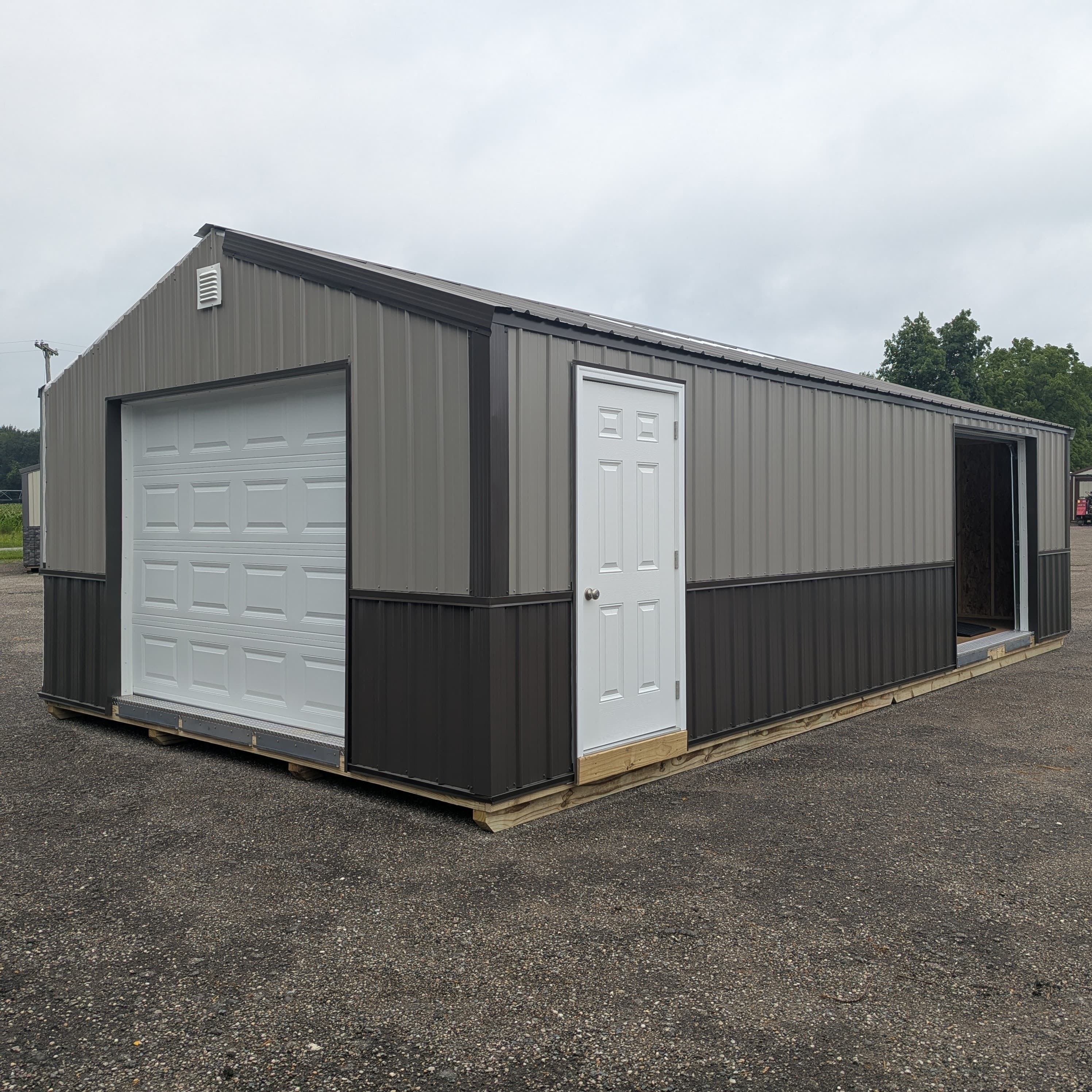 Standard Garage 16 x 32