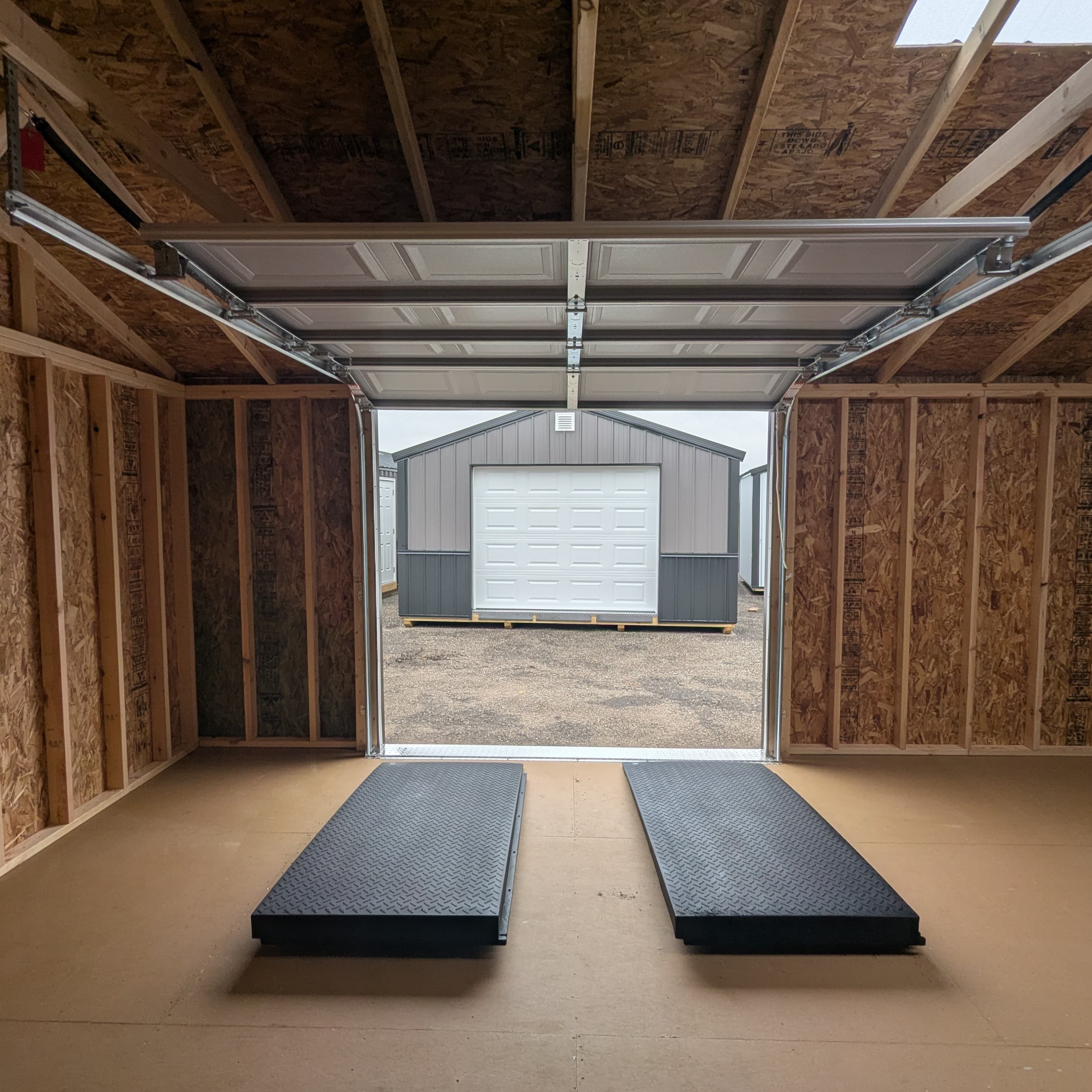 Standard Garage 16 x 32