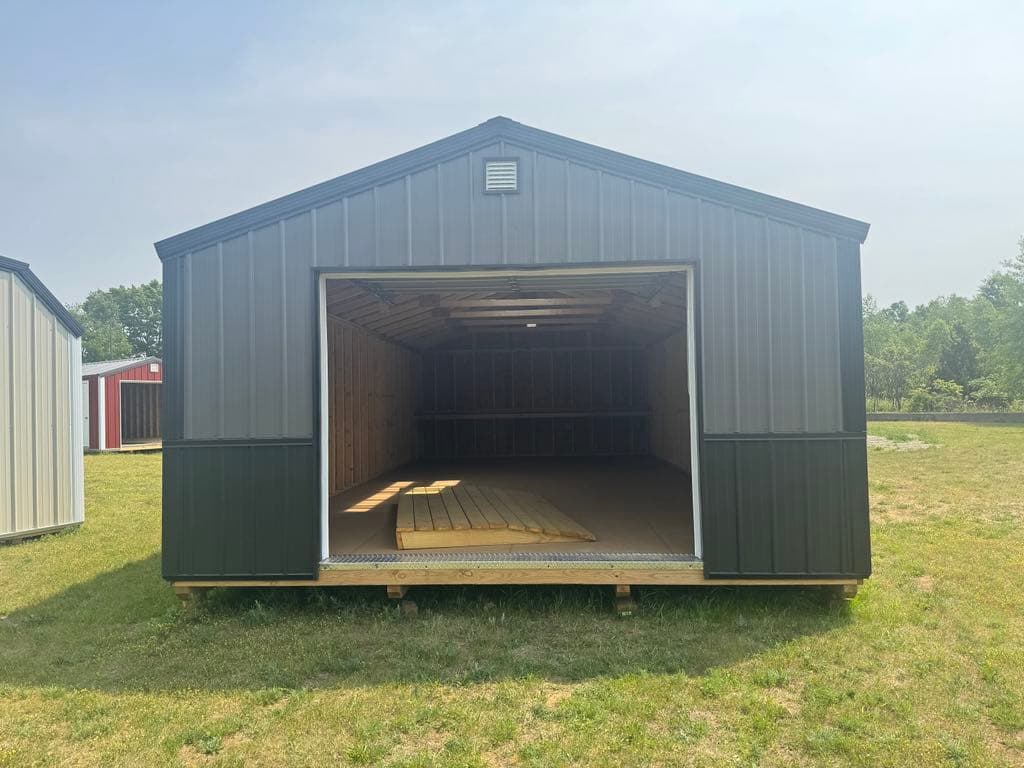 #4228 - Standard Garage 16 x 32