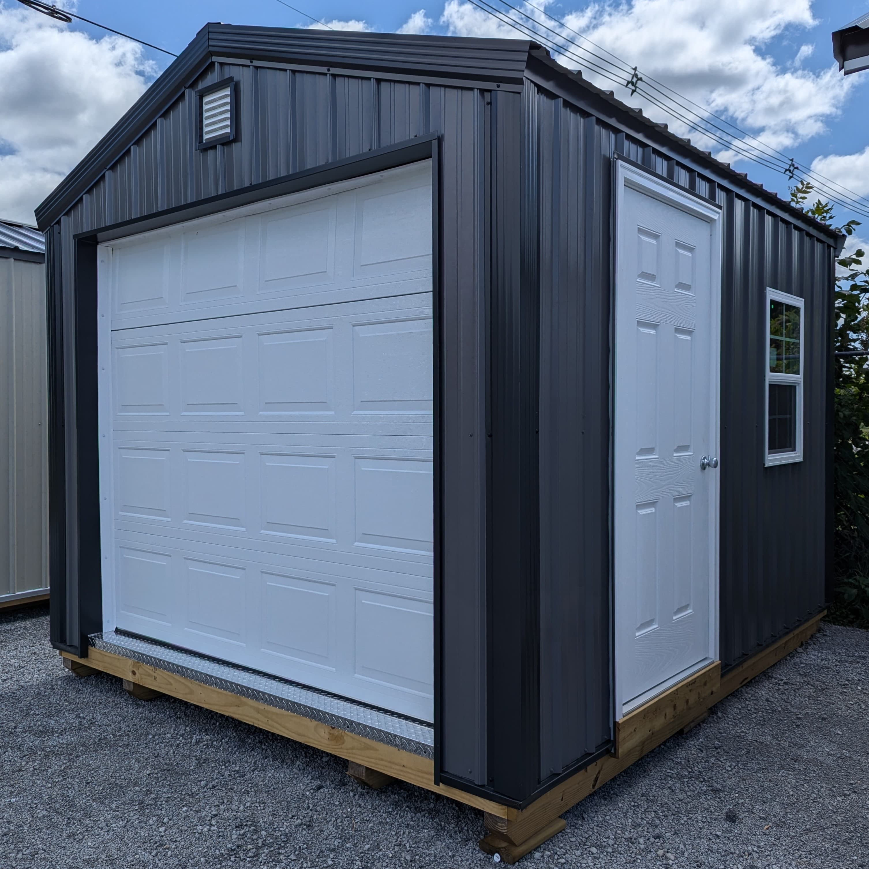 Standard Garage 10 x 12