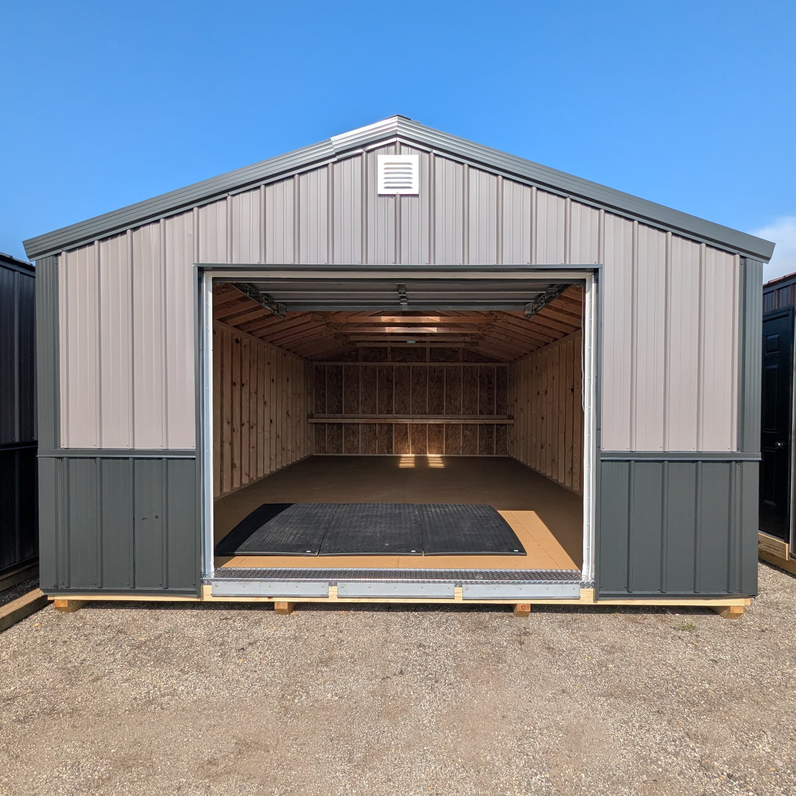 #5742 - Standard Garage 16 x 32